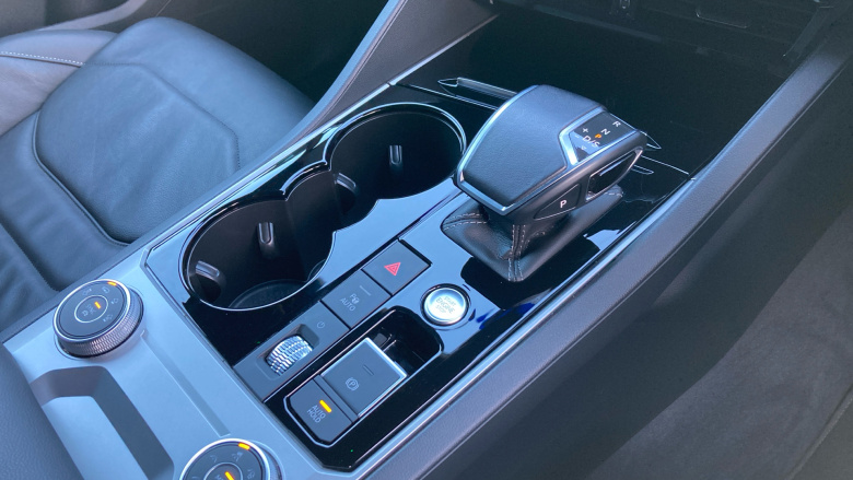 Volkswagen Touareg 3.0 V6 TDI 4Motion Black Edition 5dr Tip Auto Diesel Estate